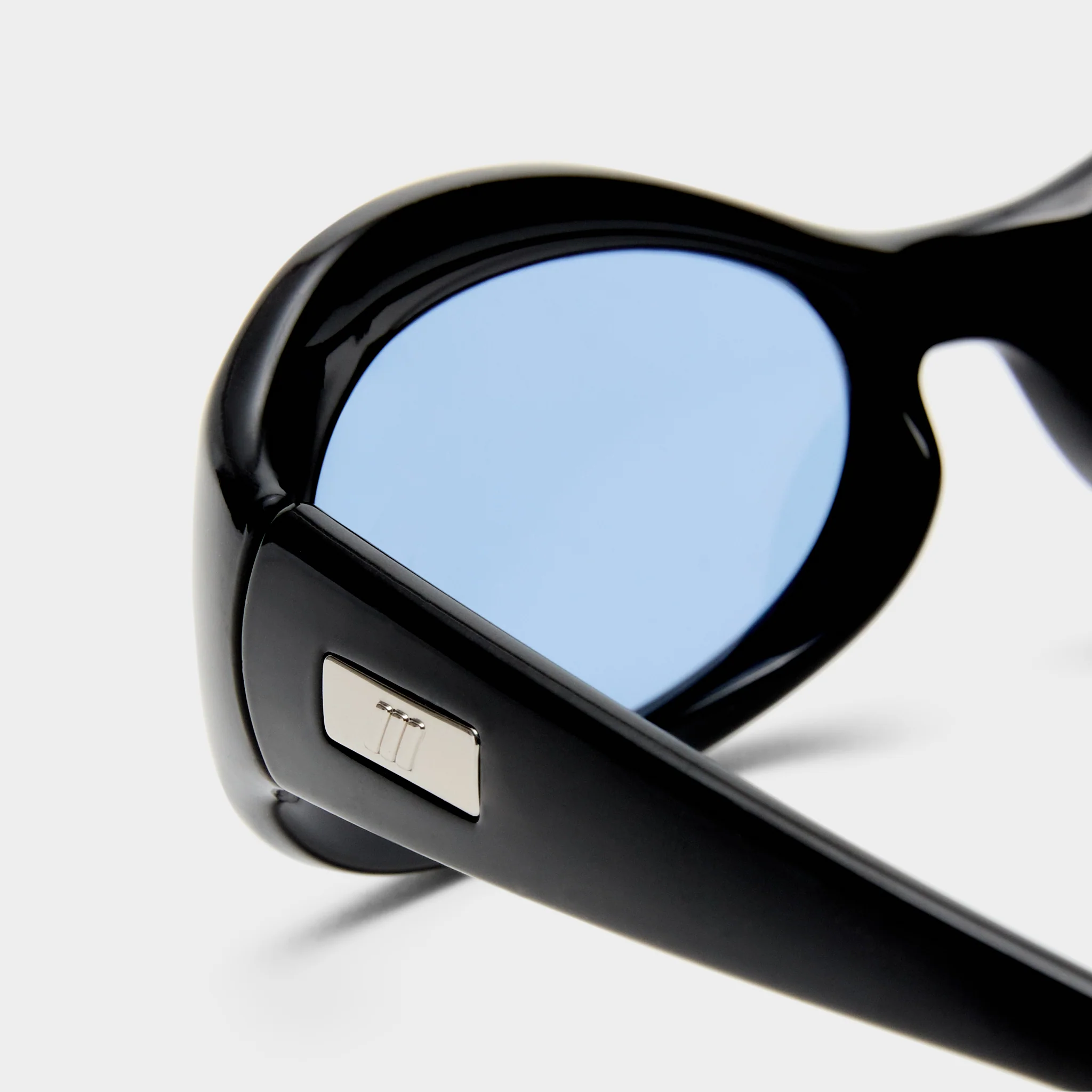 NIGHTCRAWLER | BLACK COBALT TINT - Image 4