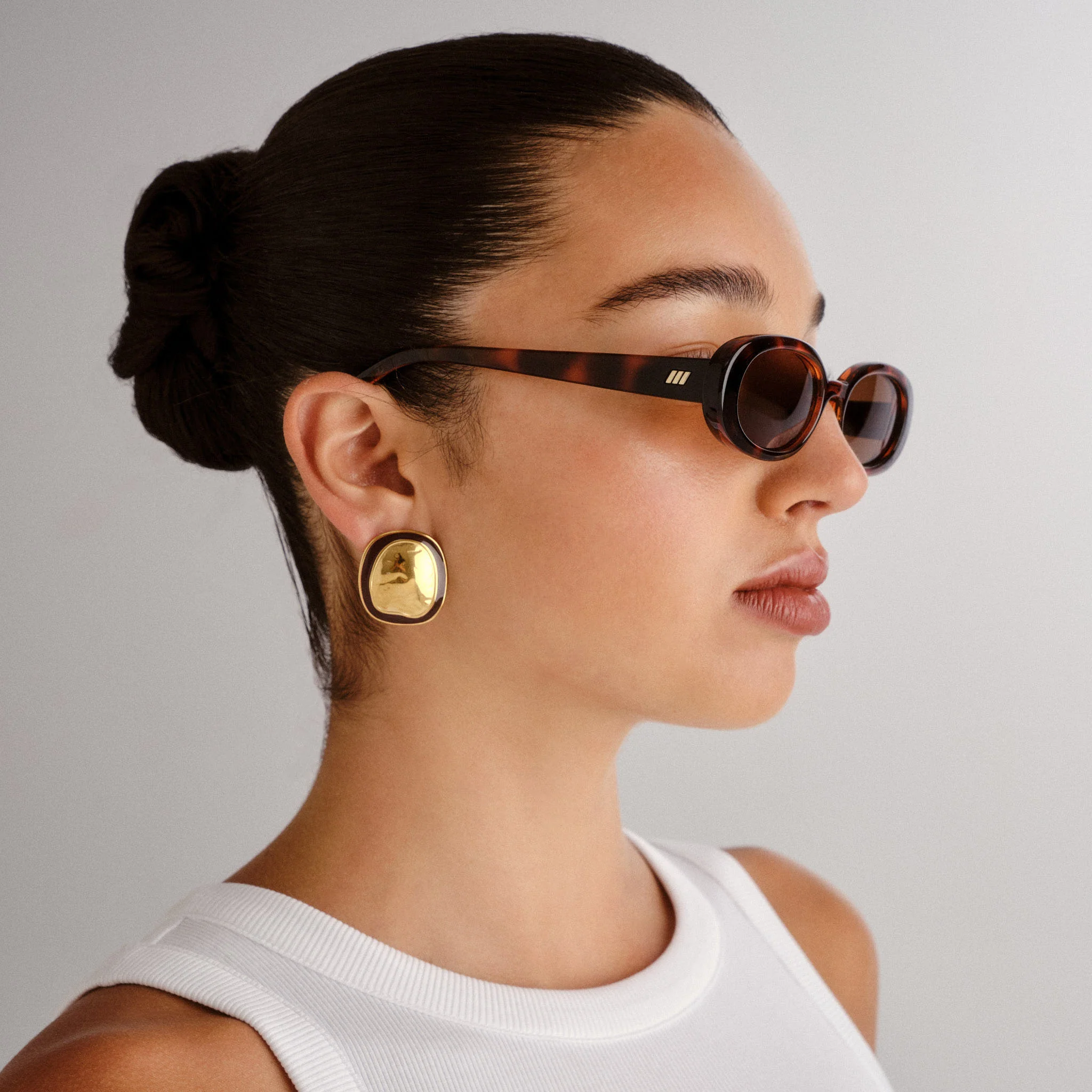 OUTTA LOVE | TOFFEE TORT LIGHT BROWN MONO POLARISED - Image 5