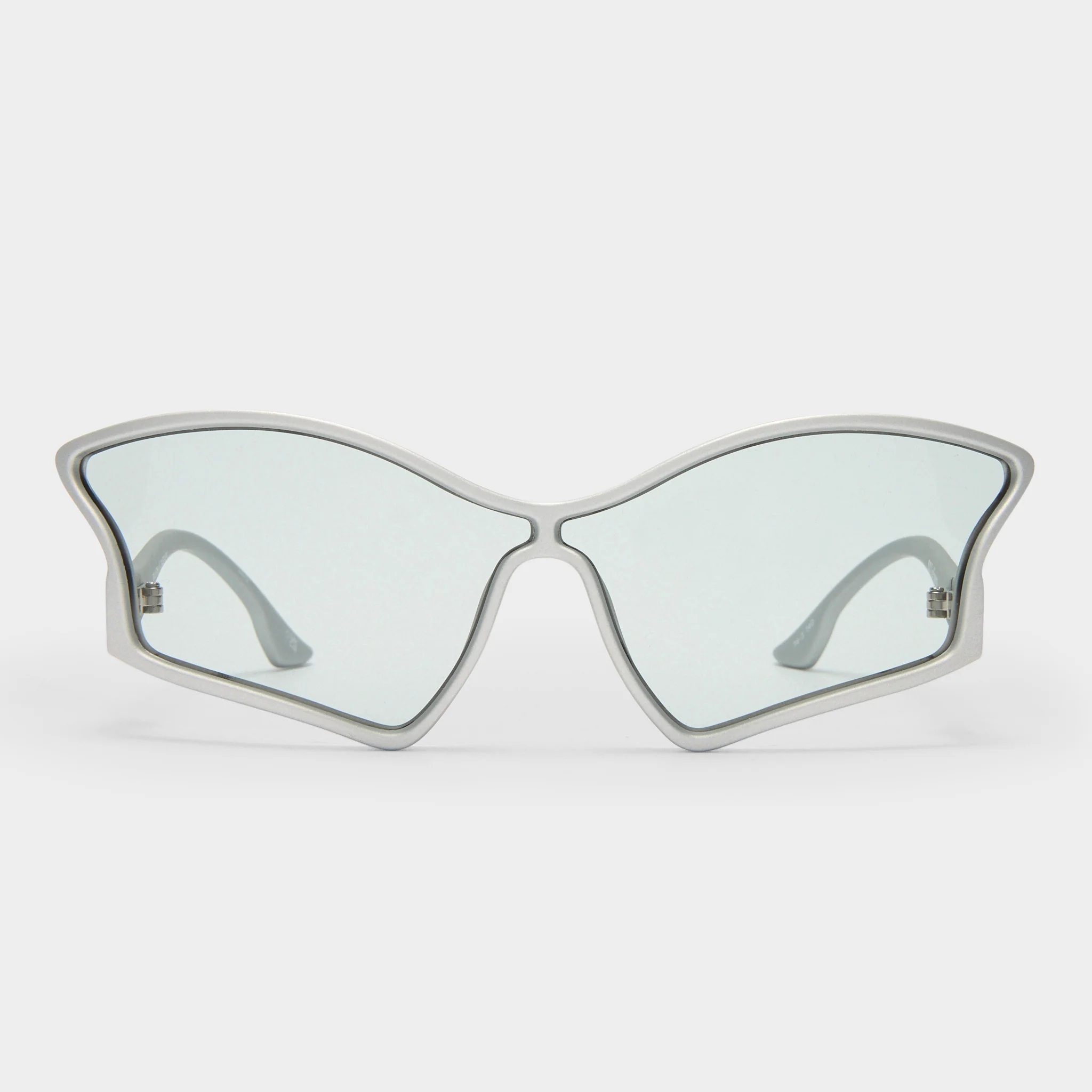 TAILFIN | MATTE SILVER